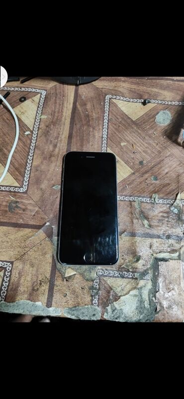 Apple iPhone: IPhone 6, 32 ГБ, Отпечаток пальца