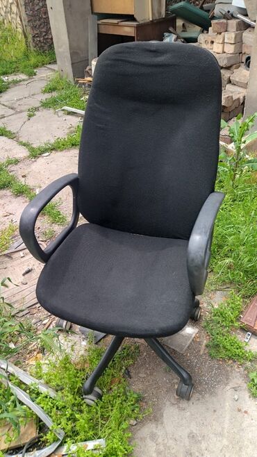кресло для парикмахера бу: Классическое кресло, Офисное, Б/у