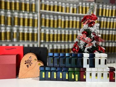 Ətriyyat: 4 gun qalci duxlar 1 i 20 manat catdirlma var — 4