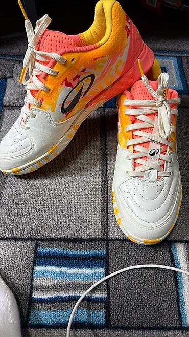 Мужские кроссовки, 42, Asics, Новый, цвет - Белый at lalafo.kg Мужские кроссовки, 42, Asics, Новый, цвет - Белый