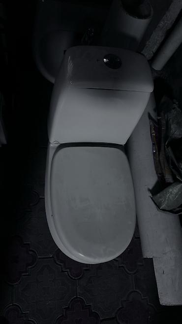 для двоих: Б/У унитаз и 80литровый бочка для Аристона цена за двоих 5000 тысяч — 1