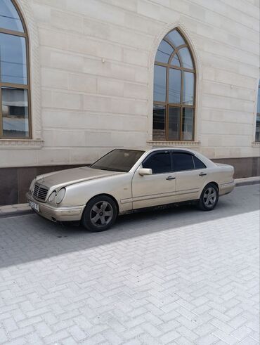 Mercedes-Benz: Mercedes-Benz E-Class: 1997 г., 2.3 л, Механика, Бензин, Седан