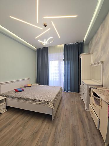 berde: Ağ Şəhərdə studio tipli 2 otaqlı mənzil kirayə verilir. - Ümumi sahə — 8