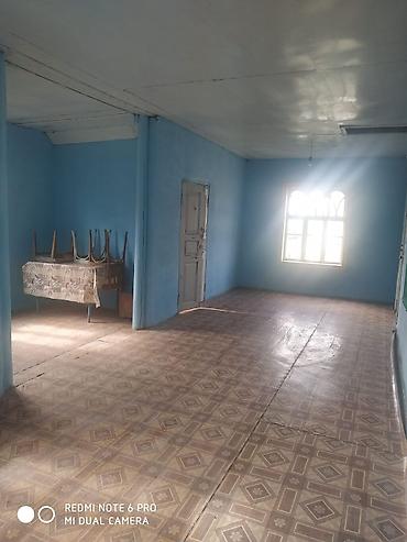 Həyət evləri və villaların satışı: 4 otaqlı, 8 kv. m, Orta təmir — 12
