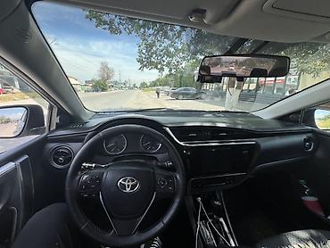 Продажа авто: Toyota Corolla: 2018 г., Бензин, Седан — 6