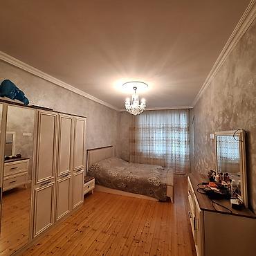 Квартиры: 3 комнаты, 110 м² — 3