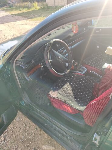 поворотник на ауди с4: Audi A4: 1996 г., 1.8 л, Механика, Бензин, Седан