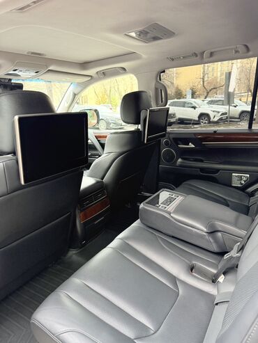 Lexus: Lexus LX: 2017 г., 5.7 л, Автомат, Бензин, Внедорожник — 9