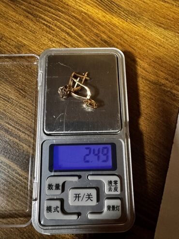 диадема на голову: Сөйкөлөр, Үлгүсү 585, Фианит, Аялдарга, Колдонулган