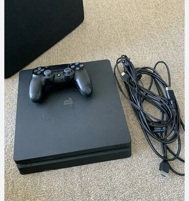 PS4 (Sony PlayStation 4): СРОЧНО ПРОВЛЕТСЯ PS 4 FAT 1000GB.Прошит.ТОРГА НЕТ