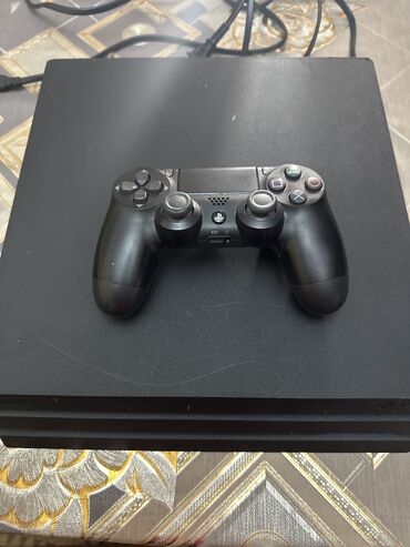 аренда плейстейшен 4: PlayStation 4 pro 1 tb ve 1 joystick. 2 port iştemir