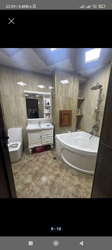 studio menziller: 5 otagli Əhmədlide metroya yaxin 2 zal 3 yataq otağı kuxna 2 tualet — 8