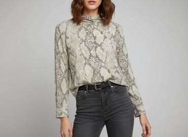 bluza z koszulową wstawką: Primark, Women's blouse, size M (EU 38)