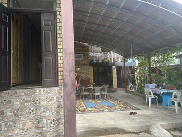 Откатные ворота: Продается дом из жжоного кирпича 3 комнатная и 2 времянки огород сад — 8