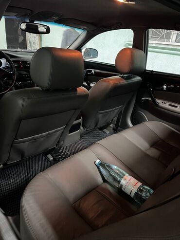 Daewoo: Daewoo Evanda: 2003 г., 2 л, Механика, Бензин, Седан — 10