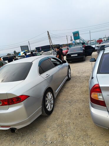 ремень безопасности камри: Honda Accord: 2002 г., Автомат, Седан