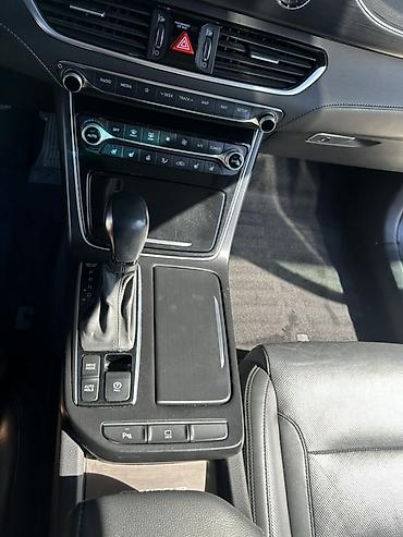 bmw ix3: Hyundai Grandeur: 2019 г., 2.4 л, Автомат, Бензин, Фастбек — 7