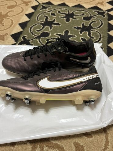 футбольные сараканошки: Футбольные бутсы Nike Tiempo Legend (Anti-Clog) SG-Pro (42-43) - Тип