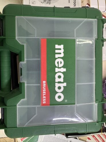 шуруповерты метабо: Набор аккумуляторной дрели Metabo, представленный в прочном зеленом