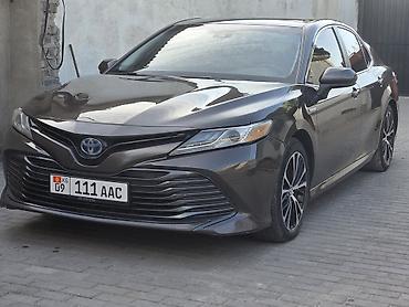 номер бишкек машина: Toyota Camry: 2017 г., 2.5 л, Гибрид, Седан — 3