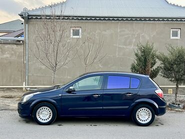 Nissan: Nissan Cedric: 1.3 l | 2006 il Hetçbek — 8