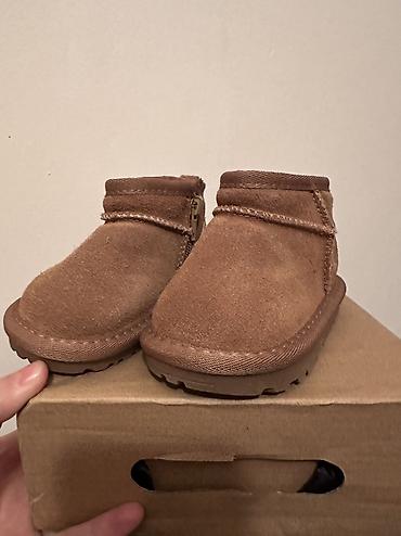 Детская обувь: Детские тёплые уни ботинки-угги Размер от 1года до 2.2лет Новый — 6