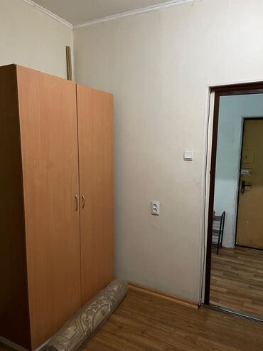 сдаётся квартира 5000: 4 комнаты, Собственник, С мебелью частично