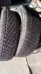 шины на ниву r16: Пара зима 185/70/14 цена 5000 сом. Одиночки новые, размер 16 Цена