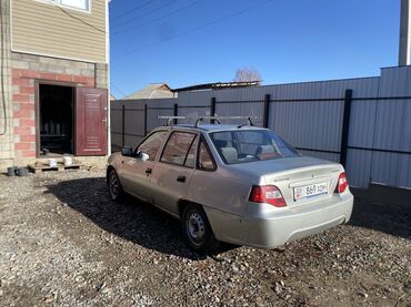 Daewoo: Daewoo Nexia: 2008 г., 1.6 л, Механика, Бензин, Седан — 5