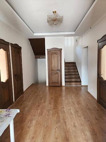 Продажа домов: Коттедж, 261 м², 6 комнат, Агентство недвижимости, Косметический ремонт at lalafo.kg — 11 Продажа домов: Коттедж, 261 м², 6 комнат, Агентство недвижимости, Косметический ремонт — 11