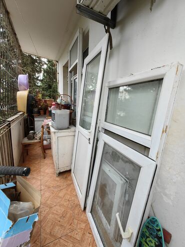 Plastik qapılar: İşlənmiş Plastik qapı Zəmanətsiz, Ünvandan götürmə — 3