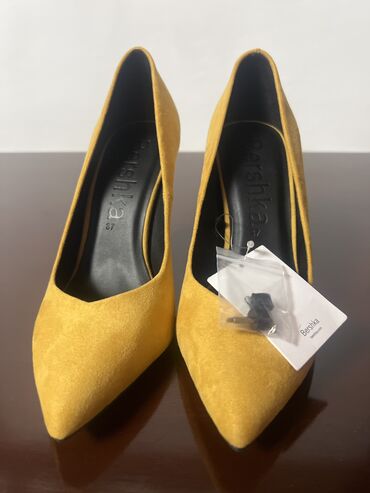 продам туфли женские: Туфли 37, цвет - Желтый