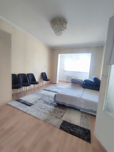 продаю квартиру 9микрайоне: 4 комнаты, 98 м², 105 серия, 9 этаж, Косметический ремонт