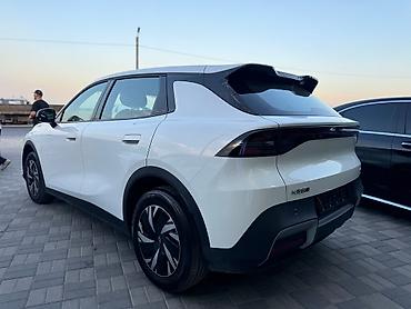 byd e1: Changan Qiyuan Q05: 2026 г., 0.3 л, Автомат, Электромобиль, Внедорожник — 5