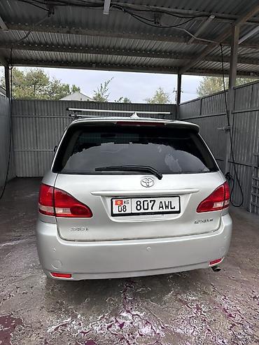 Toyota: Toyota Ipsum: 2001 г., 2.4 л, Автомат, Бензин, Вэн/Минивэн — 5