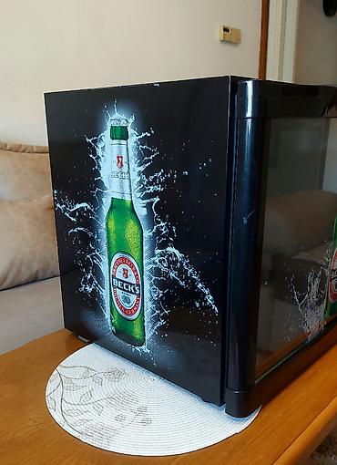 Frižideri: Mini frižider Beck's - Mini frižider (vitrina) Beck's donešen iz — 6