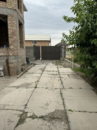 Продажа квартир: 3 комнаты, 50 м² at lalafo.kg — 14 Продажа квартир: 3 комнаты, 50 м² — 14