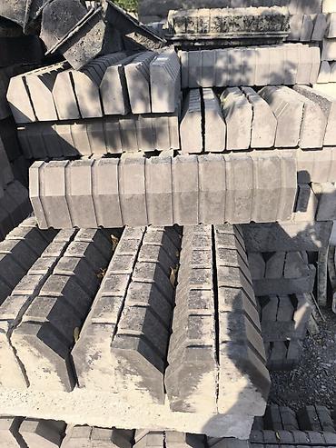 литья: Бордюрные камни (садовый/тротуарный бордюр), вибролитые — 10