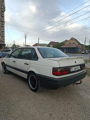 pass: Volkswagen Passat: 1990 г., 1.8 л, Механика, Бензин, Седан — 10