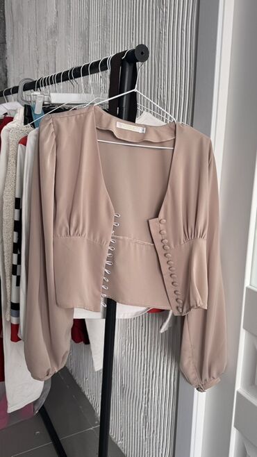 Ботинки и ботильоны: Цена: Коричневая 3имняя обувь (38р) 500 сом Розовые ботинки на — 16