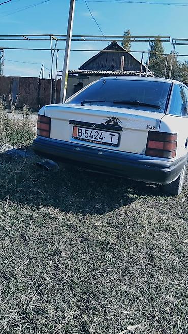 Ford Sierra: 1987 г., 2.4 л, Кол менен иштөөчү, Бензин, Хетчбек lalafo.kg да — 6 Ford Sierra: 1987 г., 2.4 л, Кол менен иштөөчү, Бензин, Хетчбек — 6