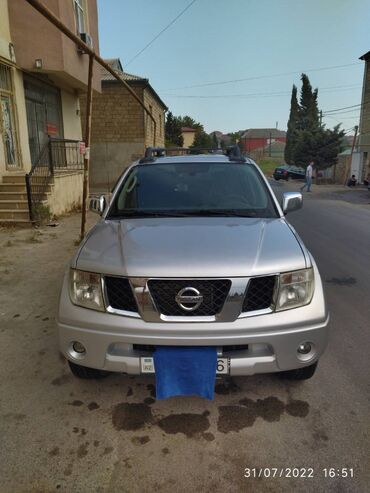 pikap v Azərbaycan | Avtomobil aksesuarları: Nissan Navara: 2.5 l. | 2011 il | 269000 km. | Pikap