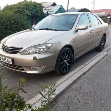 срочно продать машину: Toyota Camry: 2004 г., 2.4 л, Автомат, Бензин, Седан