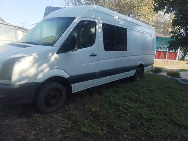 кю 7: Volkswagen Crafter: 2010 г., 2.5 л, Механика, Дизель, Фургон