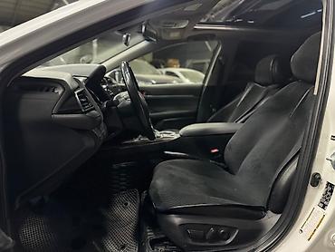 alba: Toyota Camry: 2019 г., 0.5 л, Автомат, Бензин — 3