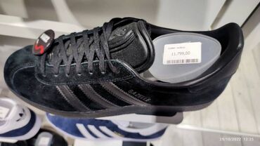 Patike: Adidas gazelle patike crne

Novo
Brojevi 36 37 38

fb Moja Kupovina 1 — 4