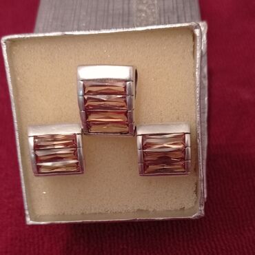 Zərgərlik dəstləri: Dəstə daxildir: Üzük, Gümüş — 3