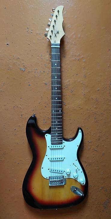 david jones canta: Electro Gitar . 5 növ səs tonu . real alıcı ilə razılaşmaq olar — 1