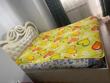 Çarpayılar: Taxt 200azn. Bazalidir. Unvan Nerimanov Nigaz