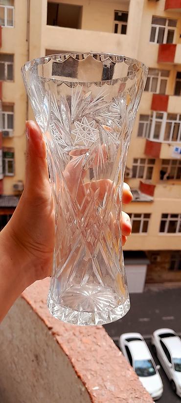 хрустальные стаканы: Qedmi temiz xrustal guldan biri 5 manat — 1